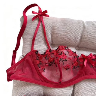 Intimate Floral Mesh Lingerie Set: Double Strap Detail & Sheer Elegance